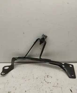Radiator support slam panel bracket