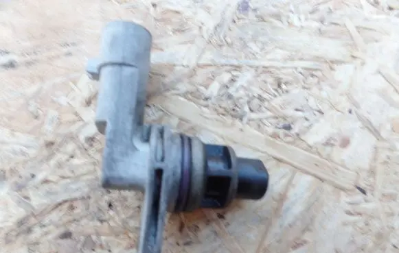 Opel Corsa D Camshaft position sensor 55201874
