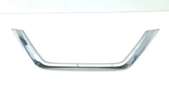 Lexus UX Front bumper upper radiator grill 6202A1900