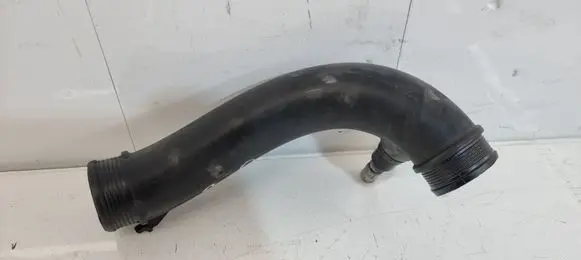 Volvo XC90 Intercooler hose/pipe 30714480