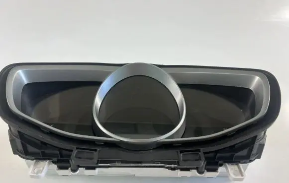 Volvo V40 Speedometer (instrument cluster) 31473472