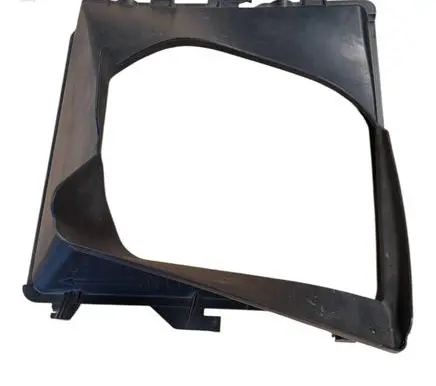 Porsche Macan (95B) Intercooler air channel guide 95B117336B