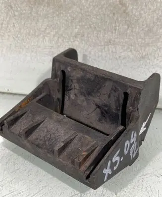 BMW X5 E53 Radiator mount bracket 17101439116