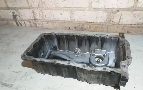 Volkswagen Touran I Oil sump