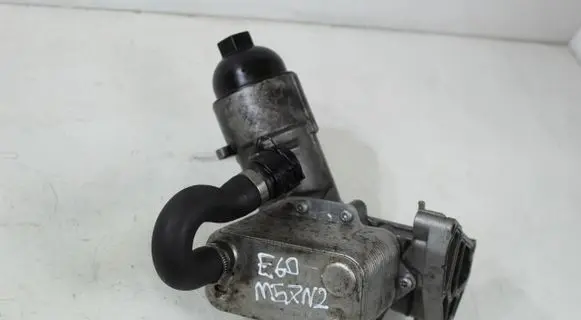 BMW 5 E60 E61 Oil filter cover 7788453