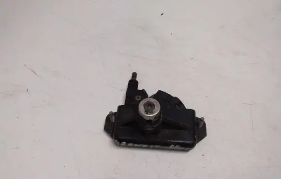 Loading door lock