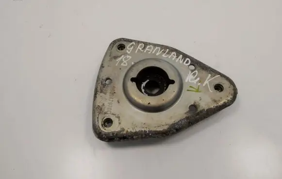 Opel Grandland X Front upper strut mount 980047978C 226832