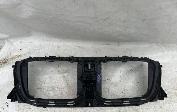 BMW X3 G01 Front bumper upper radiator grill 985006210