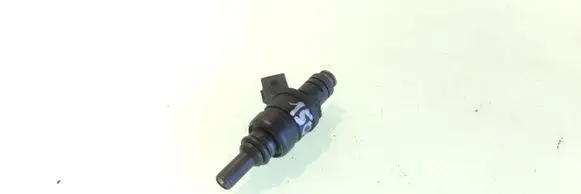 Audi A3 S3 8L Fuel injector 06A906031D