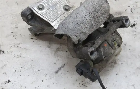 Audi A7 S7 4G Engine mount vacuum valve KRIS235789