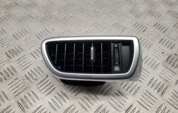 Porsche Cayenne (92A) Dashboard side air vent grill/cover trim 7P5819704A