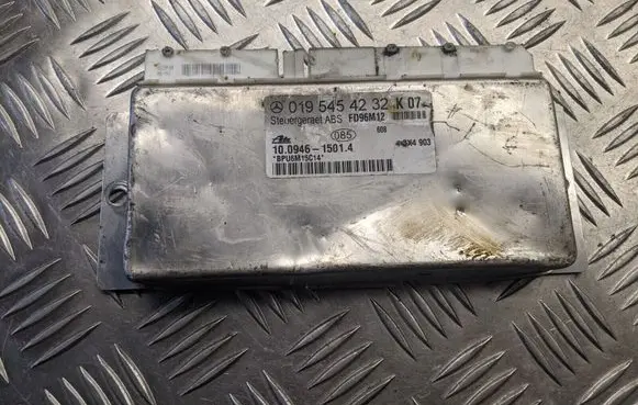 Mercedes-Benz C W202 ABS control unit/module 0195454232