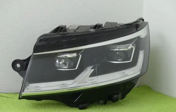 Volkswagen Multivan T6 Headlight/headlamp 7L1941035D