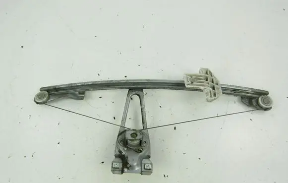 Volkswagen Polo III 6N 6N2 6NF Rear door manual window regulator 