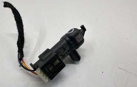 Mercedes-Benz CLA C118 X118 Airbag deployment crash/impact sensor A2239056103