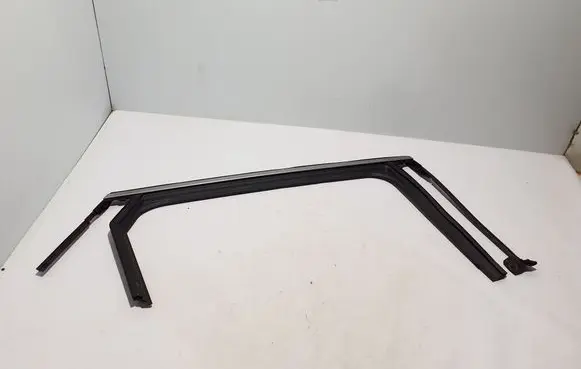 Renault Scenic E-Tech V Rubber seal rear door 823303559R