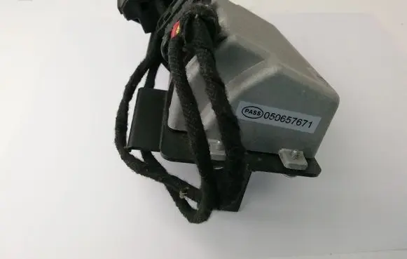 Volkswagen Touareg I Voltage converter inverter 7L6907155