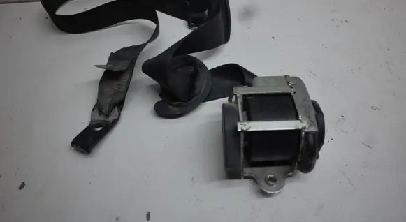 Seat Leon (1P) Front seatbelt 1P0857705A
