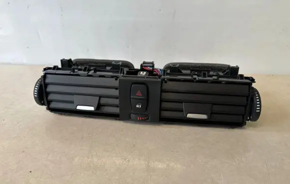 BMW 2 F22 F23 Dash center air vent grill 9347436