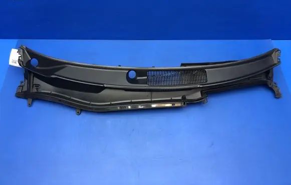 Lexus IS 220D-250-350 Wiper trim 5570853040 45620110780