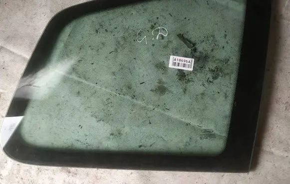 Ford Focus C-MAX Rear side window as2