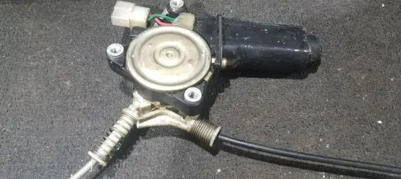 Mitsubishi Pajero Rear door window regulator motor 0621002060 062100-2060