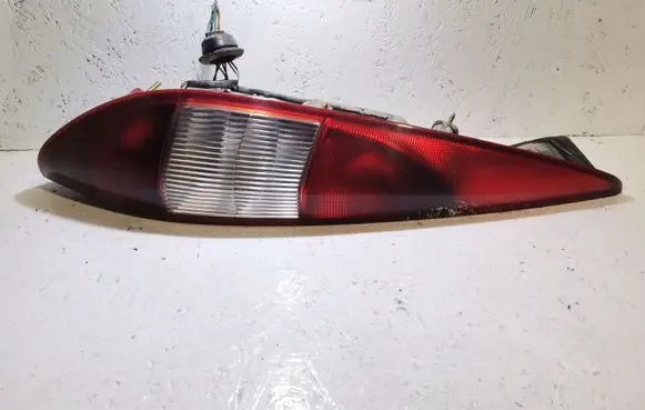 Ford Mondeo Mk III Rear/tail lights 1S7113405C