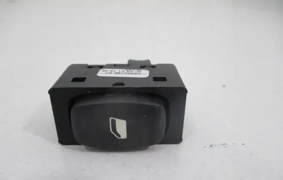 Peugeot 307 Quarter vent window switch 6554E8