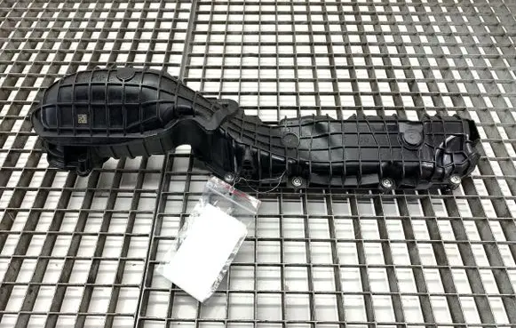 BMW 5 G30 G31 G38 Intake manifold 8601612