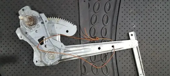 Nissan Almera Sliding door window regulator with motor