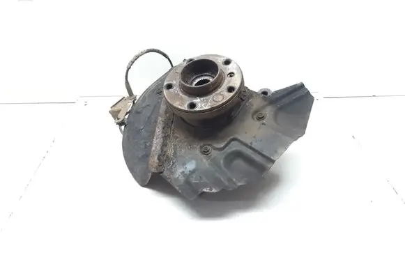BMW X5 E53 Front wheel hub spindle knuckle