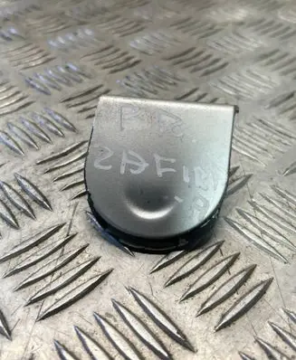 Opel Zafira A Front tow hook cap/cover 90580633