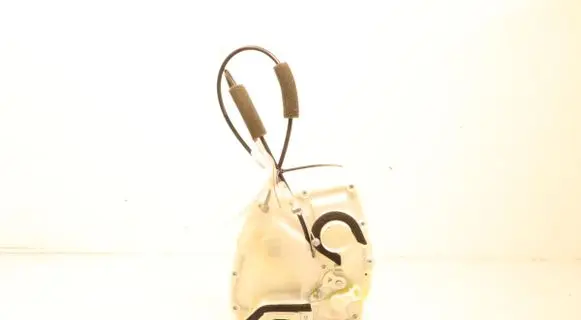 Suzuki Swift I Rear door lock 82302-68LA0