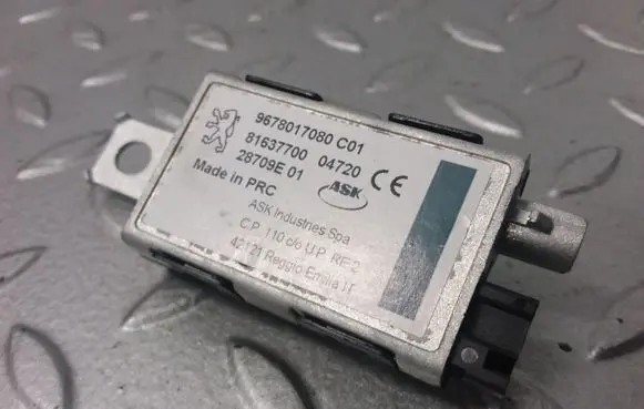 Citroen C5 Aircross Aerial antenna amplifier 9678017080 81637700