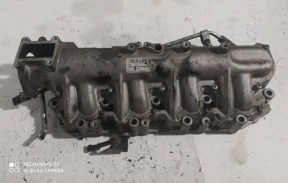 Opel Vectra C Intake manifold 55210202