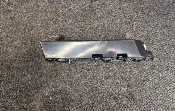 Land Rover Discovery 5 Front bumper mounting bracket HY3217A869A HY3217A869