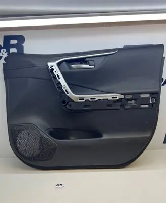 Toyota RAV 4 (XA50) Front door card panel trim 67611X1B32 6927333060