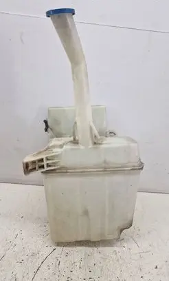 Toyota Corolla E120 E130 Windshield washer fluid reservoir/tank