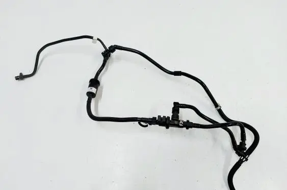 BMW X2 F39 Breather hose/pipe 7614013