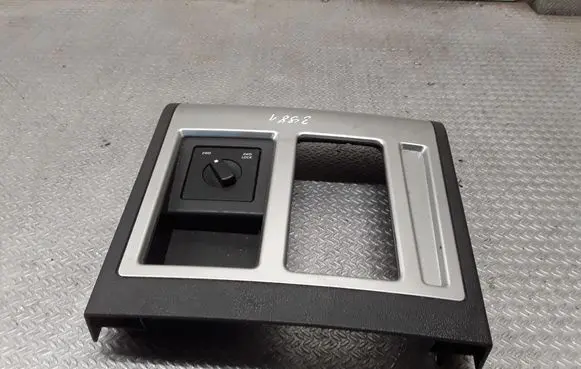 Dodge Nitro Gear shifter surround trim plastic P1EF521DVAB