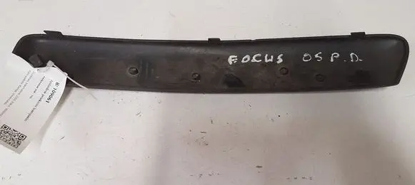 Ford Focus Front bumper splitter molding 4M5117E909AF