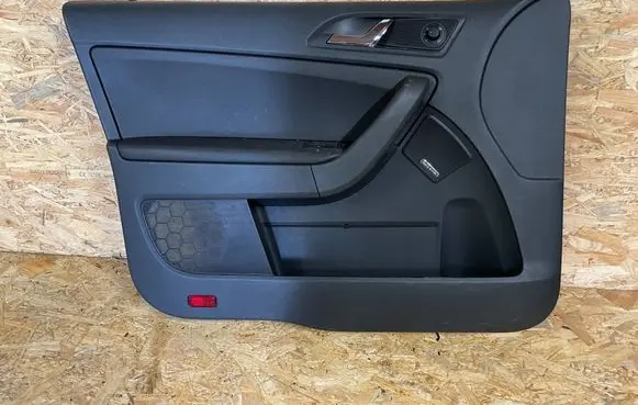 Skoda Yeti (5L) Front door card panel trim 5L1867011