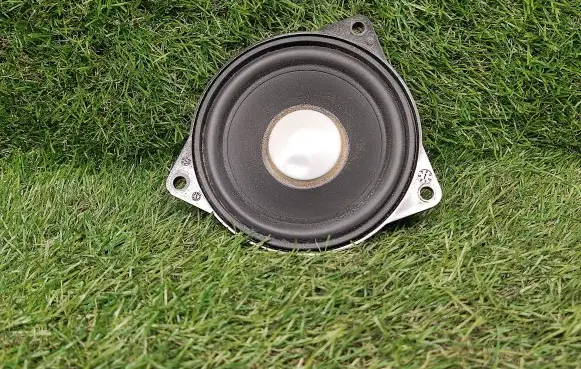 BMW 3 F30 F35 F31 Parcel shelf speaker 9169690 6513916969002