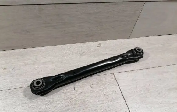 Land Rover Evoque II Rear control arm LR002576