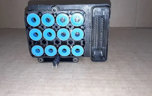 Jaguar S-Type ABS Pump 4R832C219BD 10092510143 00009536D0