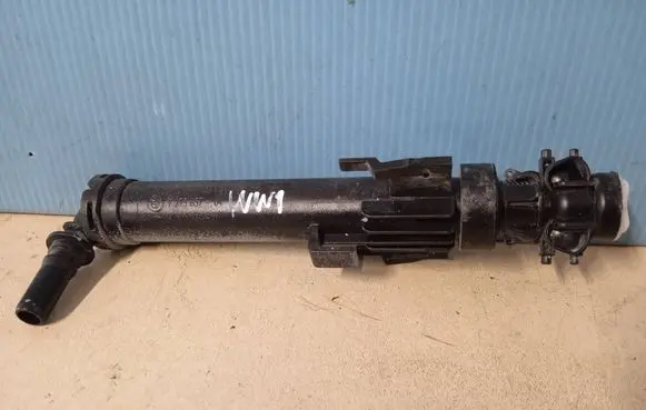 BMW 1 F20 F21 Headlight washer spray nozzle 7275657
