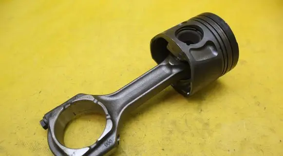 Saab 9-5 Piston with connecting rod