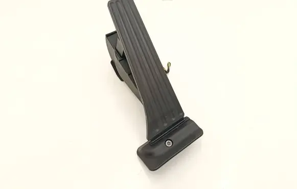 BMW 2 F46 Accelerator throttle pedal 6889822 6993511 21490710