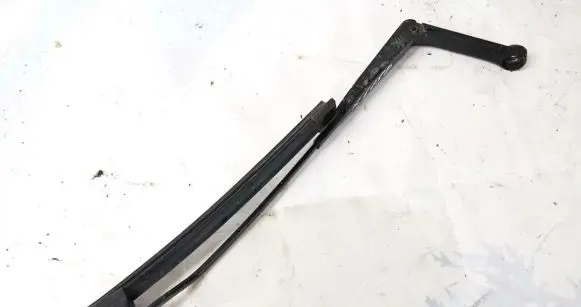 Audi A4 S4 B5 8D Front wiper blade arm 8d1955407a