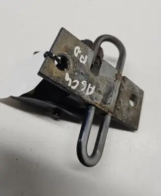 Audi A6 S6 C4 4A Front door lower hinge 4A0831412D
